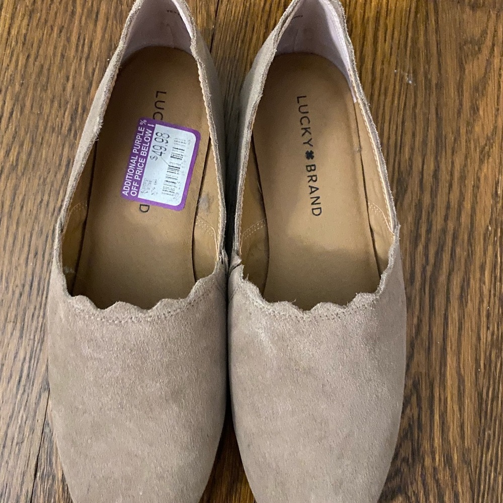 NWOT Lucky Brand flats